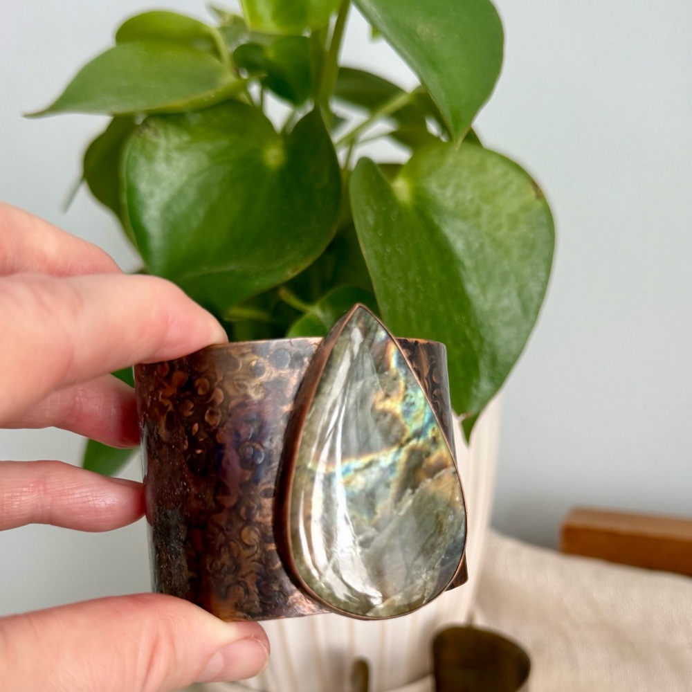 Labradorite and Copper Cuff Bracelet - Picture 3 of 9